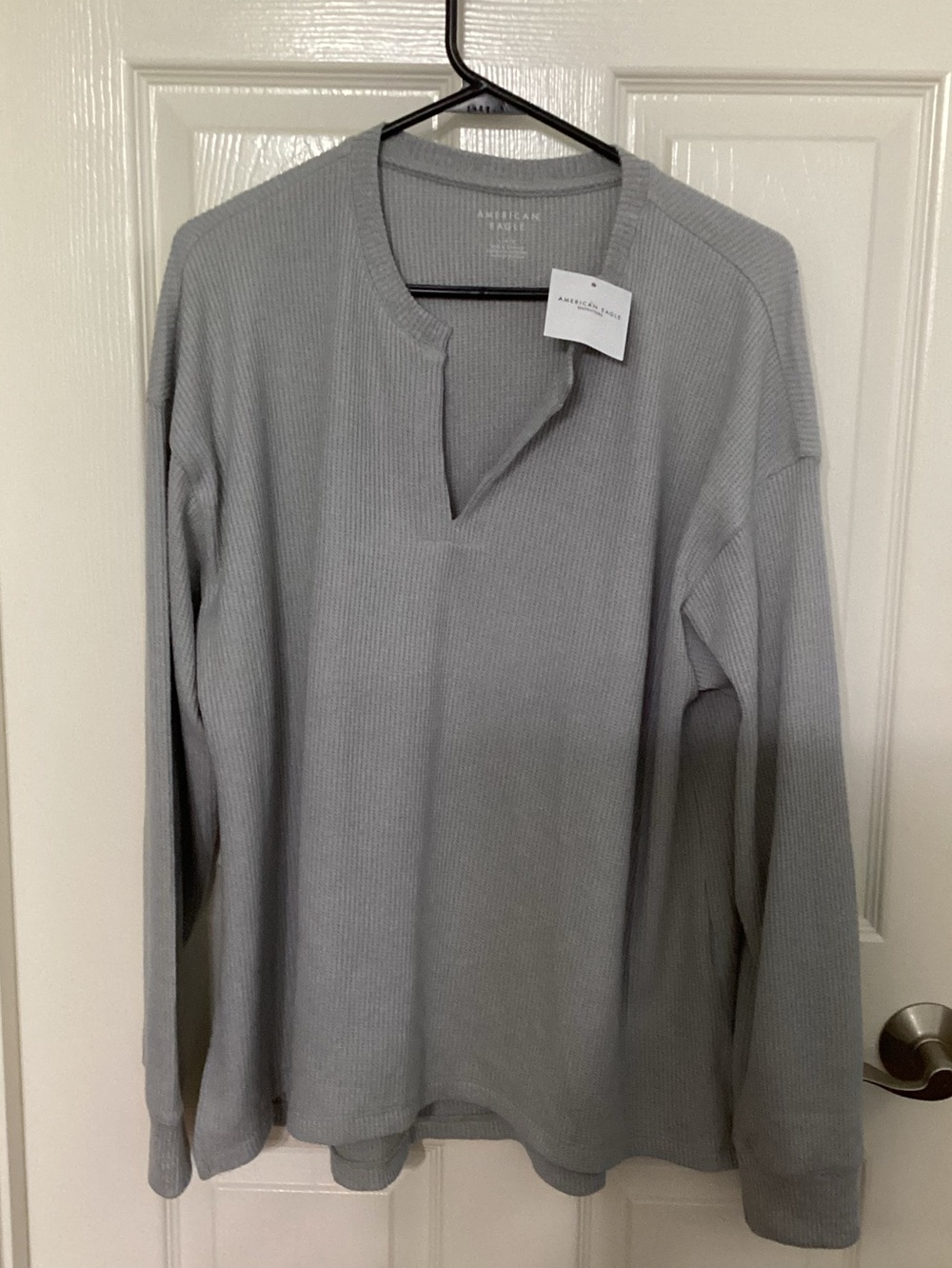 American Eagle Plush Long Sleeve Waffle Notch Neck Tee Grey Heather Women’s Lg